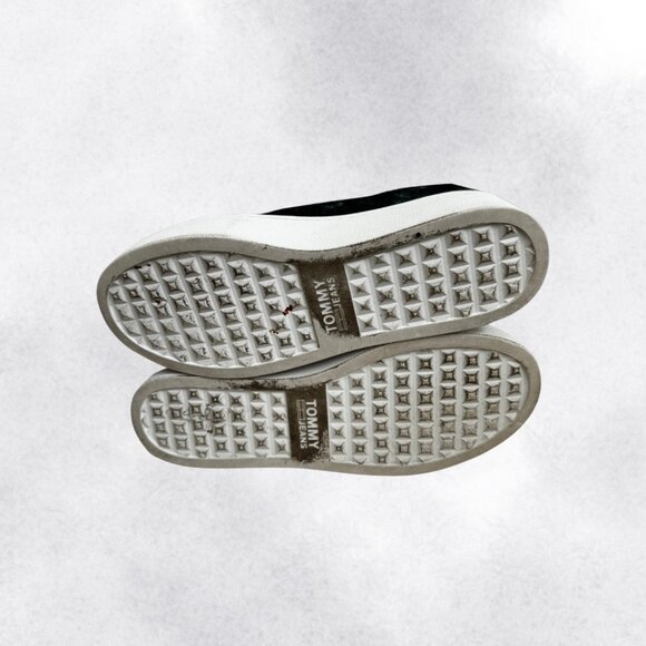 Emerald Green Platform Velvet Sneakers (US 9) - Picture 7 of 7